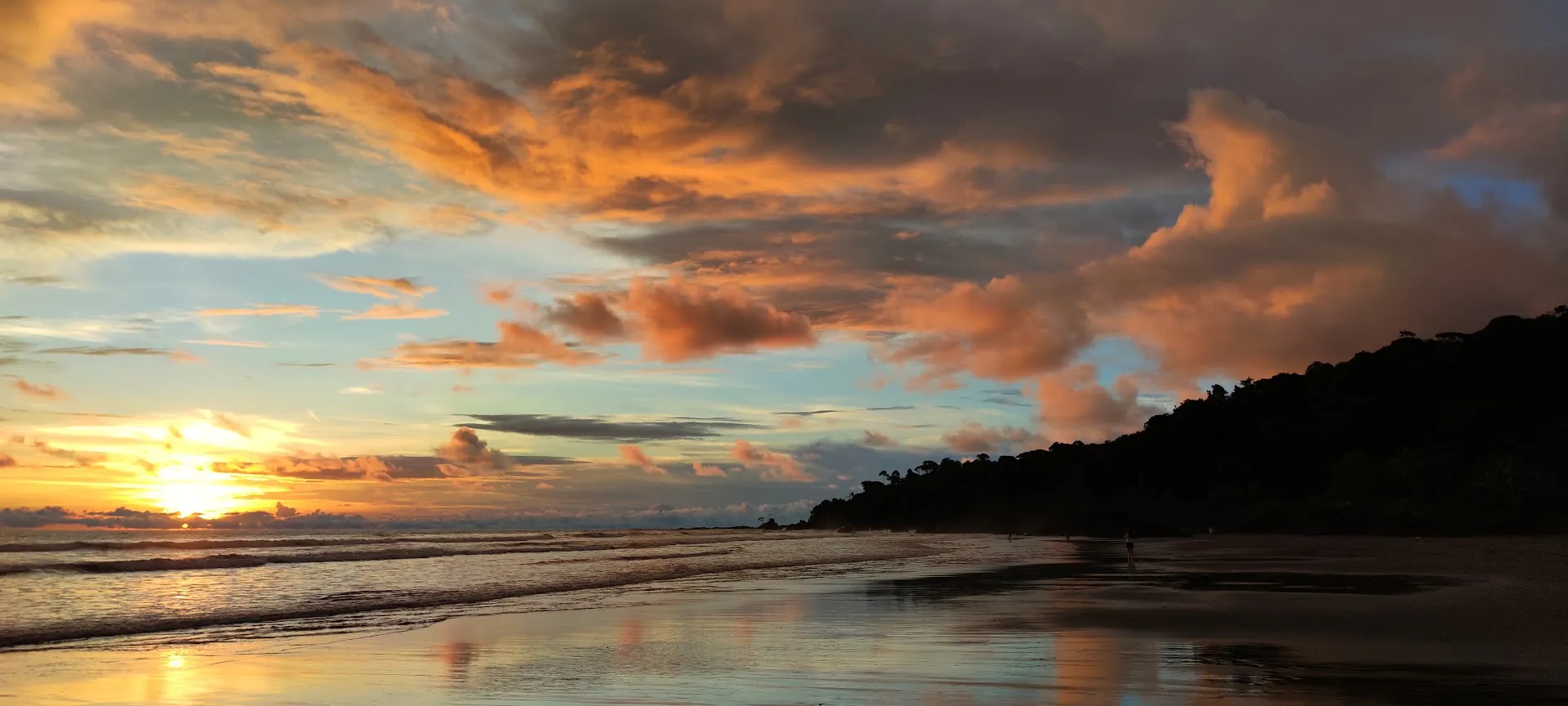 paquete turistico bahia solano colombia atardecer